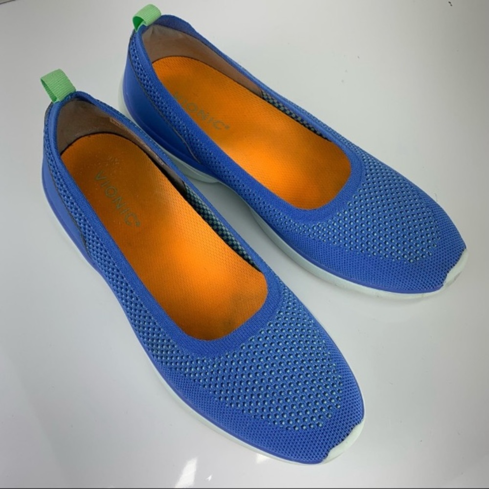 Vionic
Kallie Knit Slip-Ons Azure blue size 8